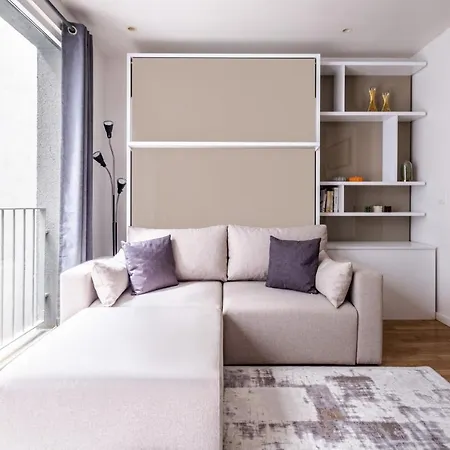 Moder * اسطنبول